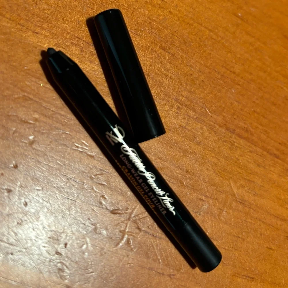 Kat Von D Tattoo Pencil Liner Long-Wear Gel Eyeliner
